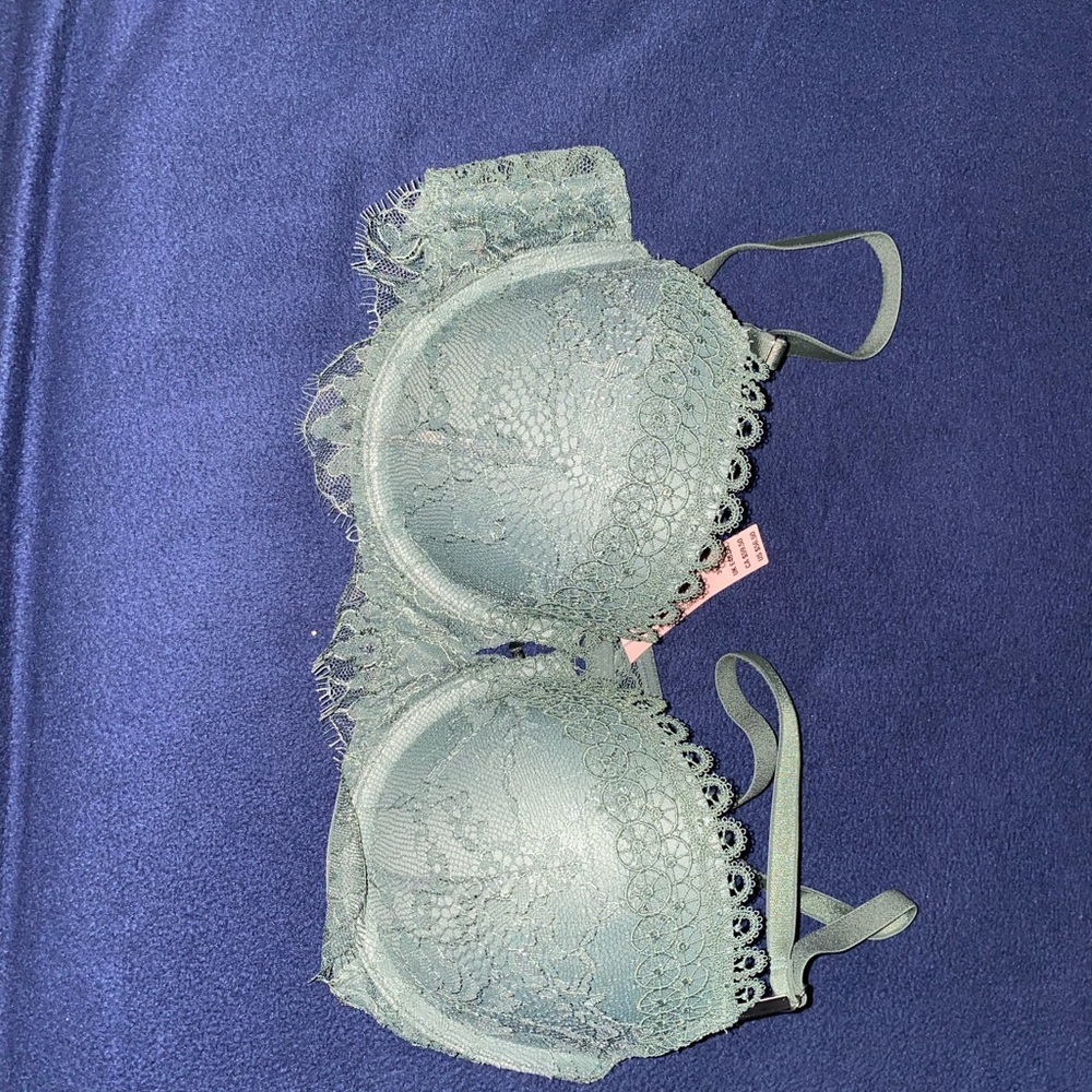 Victoria’s  secret  balconet bra